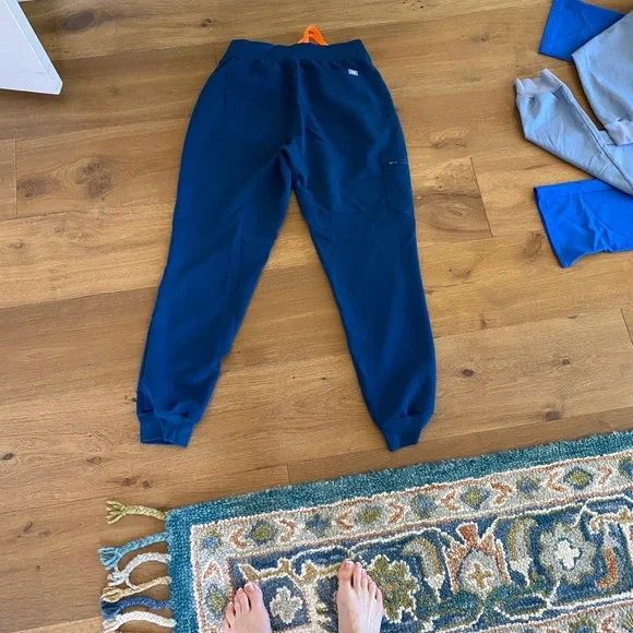 Figs pants medium Tall - Picture 3 of 10